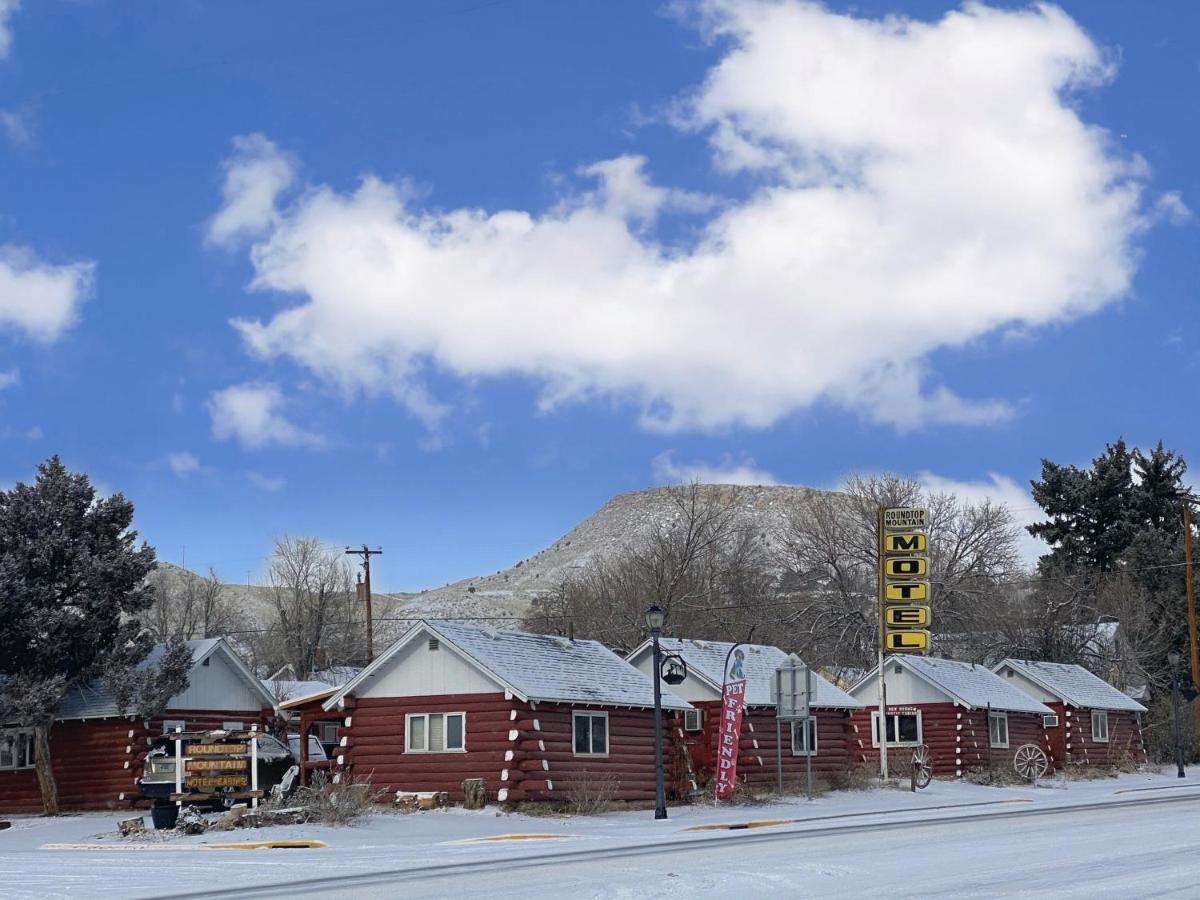 Roundtop Mountain Vista - Cabins And Motel 瑟莫波利斯 外观 照片