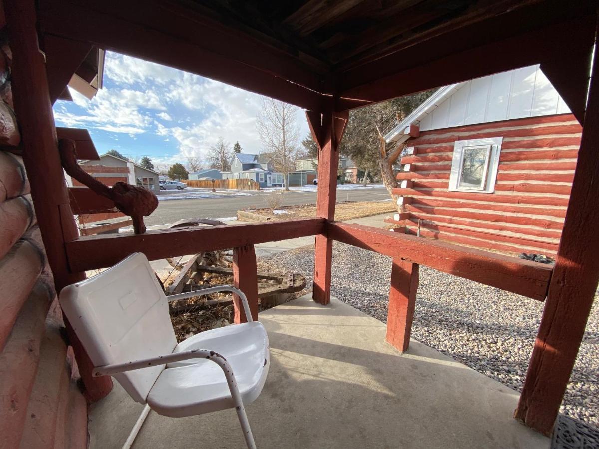 Roundtop Mountain Vista - Cabins And Motel 瑟莫波利斯 外观 照片